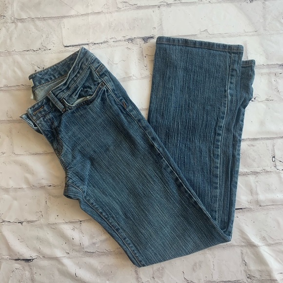 5/$35 💥 Ann Taylor Loft Bootleg Jeans - Picture 1 of 6